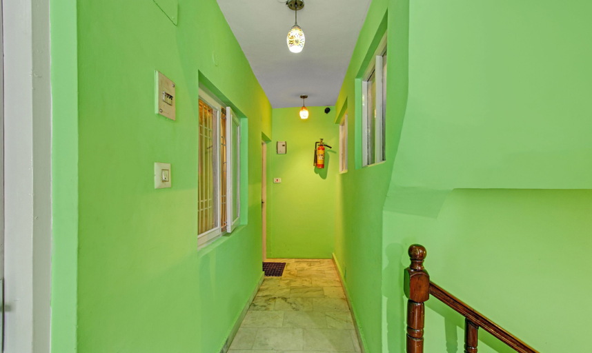 Public Area 3, Treebo Greenland,Near Mall Road, Shimla