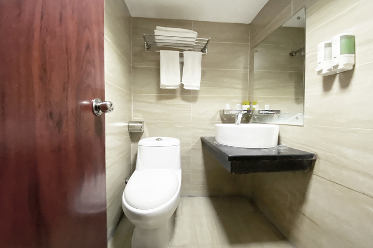 Bathroom 3, jiya, Tongren