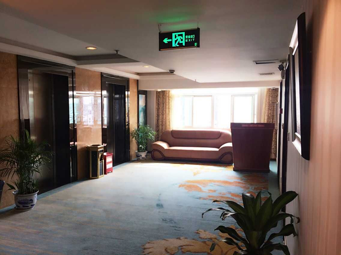 Bedroom, Zhongshan International Hotel, Ganzhou
