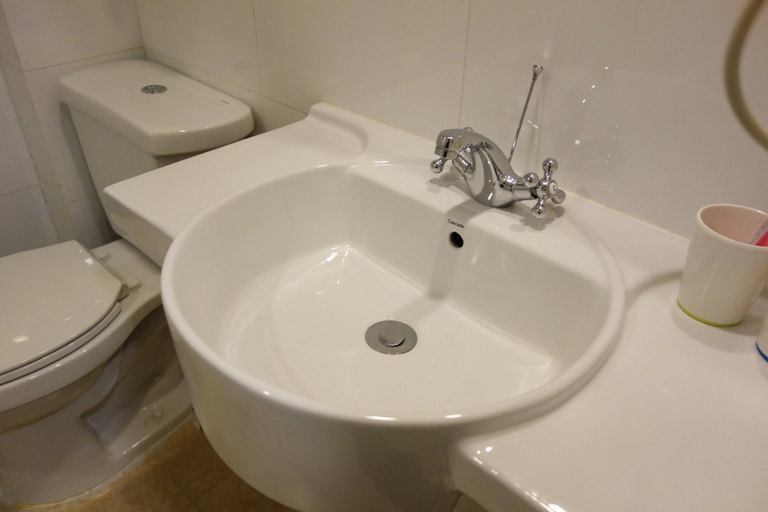 Bathroom 2, HanTing Premiumホテル(), Shanghai