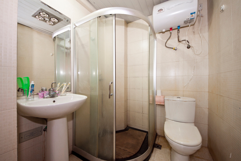 Bathroom 5, Guanya Apartment Hostel, Fuzhou