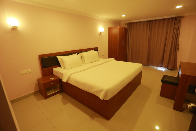 Bedroom 4, Luxora Hotel and Spa, Malappuram