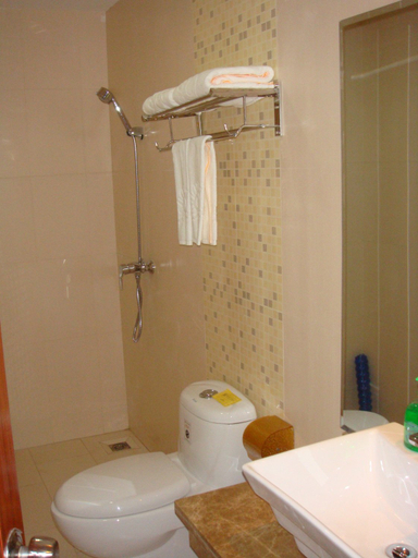 Bathroom 4, Youxian Bianjie Hotel, Fangchenggang