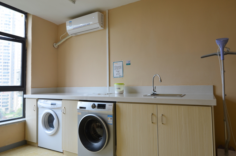Bathroom 4, City Comfort Inn Huanggang Qichun Exhibition Cente, Huanggang