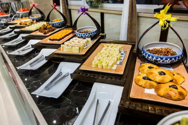 Food & Drinks 3, ホテル, Yulin
