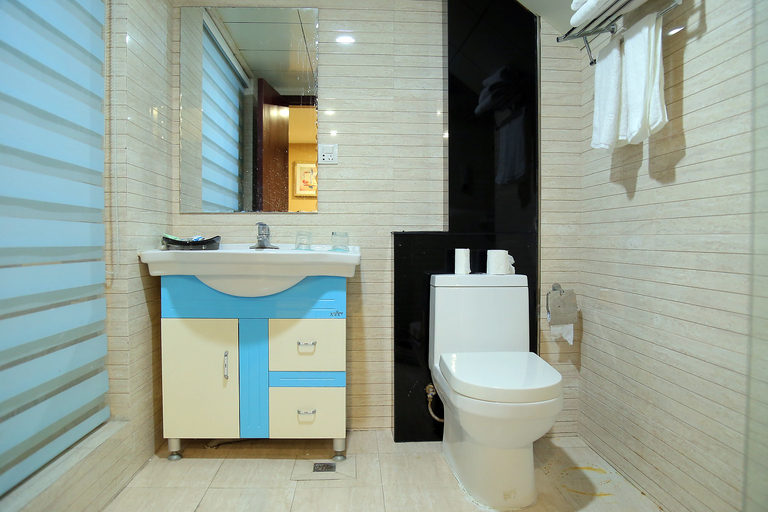 Bathroom 2, Atour Hotel (Huangshan Ancient Street, Xin'an Riverside), Huangshan