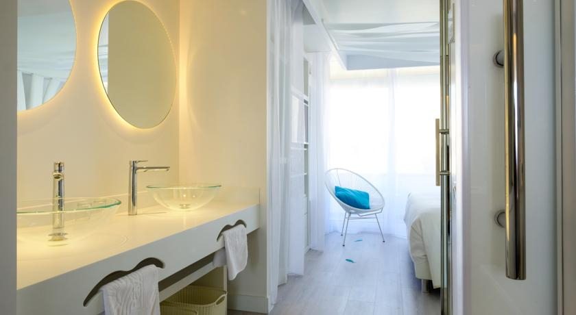 Bathroom 3, Portu Saler, Baleares