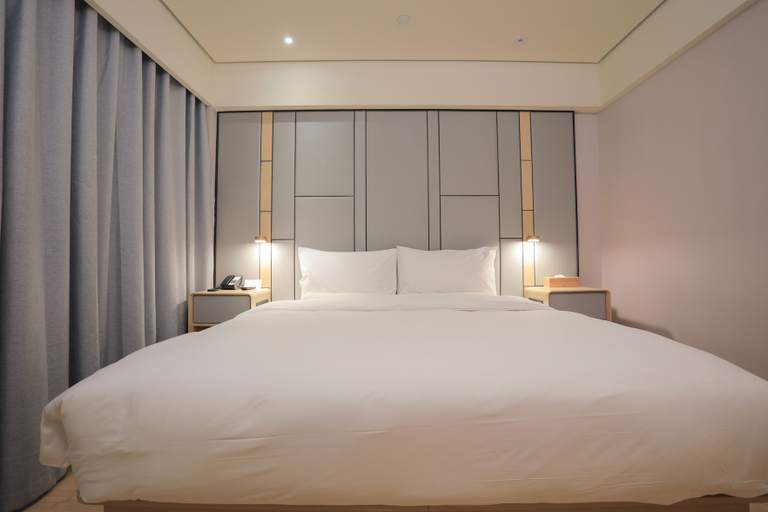 Bedroom 4, JIホテル(ウルムチ), Ürümqi