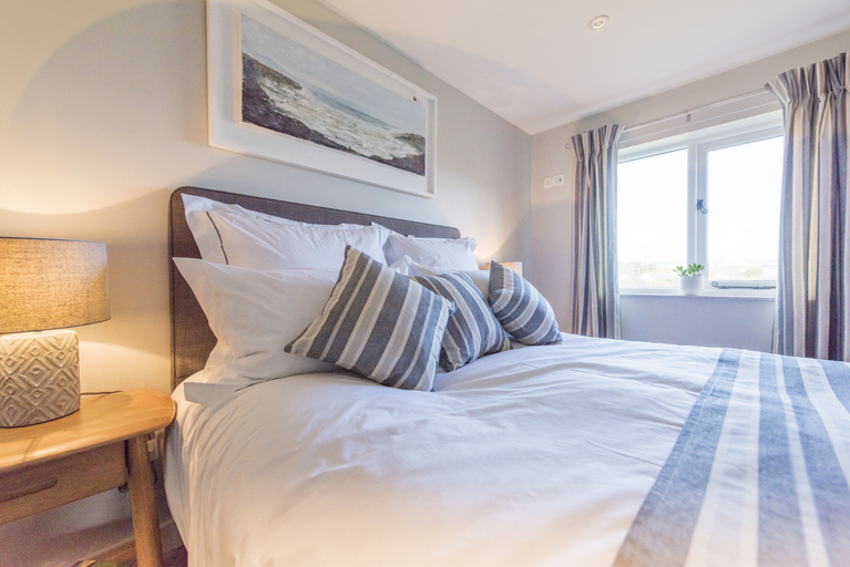 Bedroom 2, Chyreen@Marazion, Cornwall