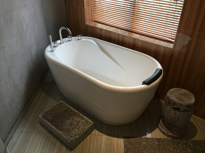 Bathroom 3, Fanli Hotel (Guilin Yangshuo West Street), Guilin