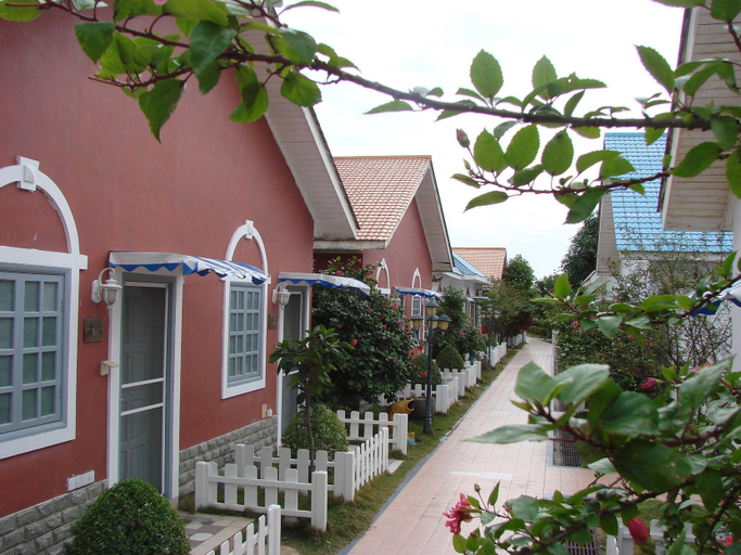 Exterior & Views 3, Shantou Lotusmountain Hot-Spring Resort, Shantou