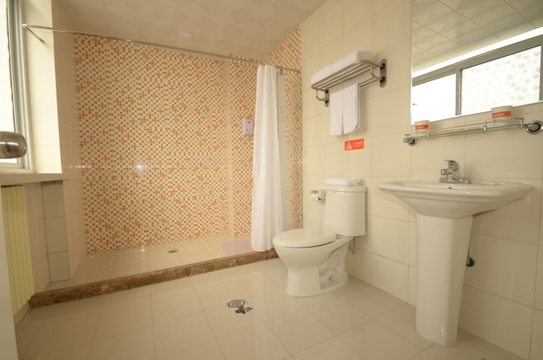 Bathroom 3, Home Inn Baoding Qingyuan Lianchi South Street, Baoding