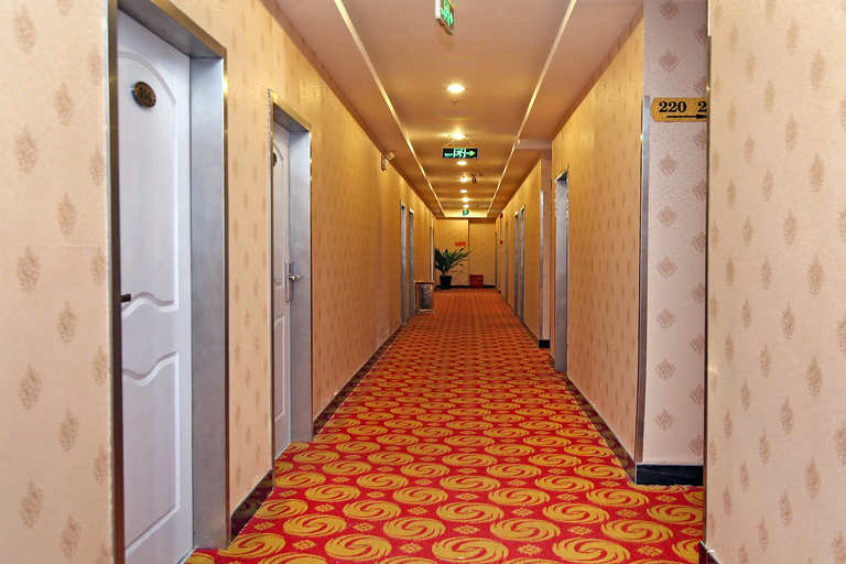 Others 5, Jiujie Business Hotel, Shanghai