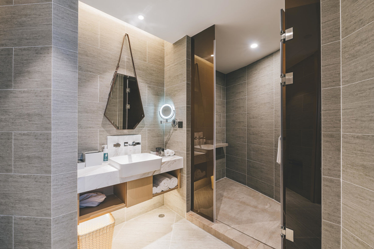 Bathroom 3, GRAND KINGTOWN S HOTEL, Shanghai