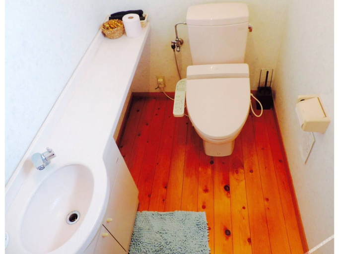 Bathroom 2, Kumamoto Farm Stay, Kumamoto