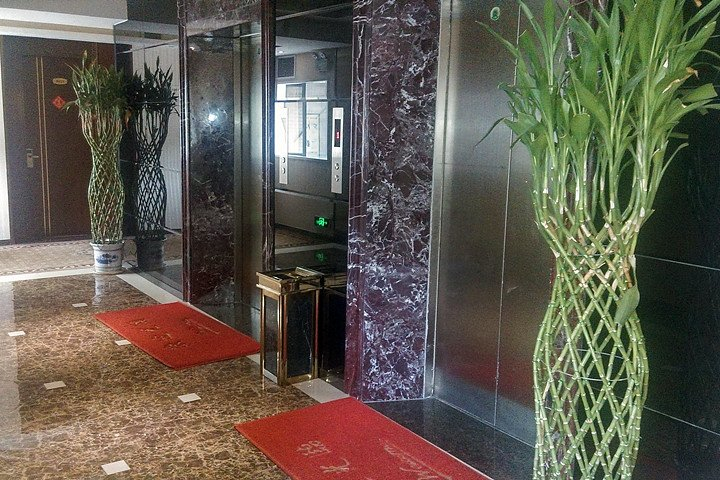 Others 5, Meirui Hostel, Guangzhou