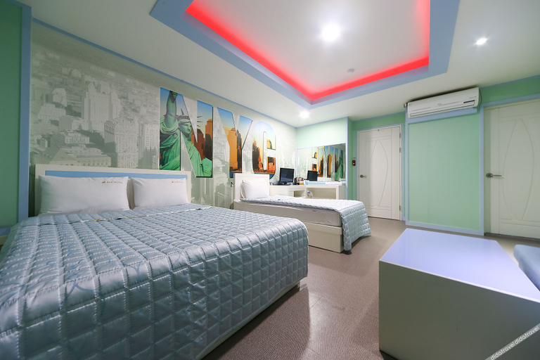 Bedroom 2, Uljin Ace, Uljin