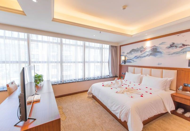 Bedroom 2, Bihai Yuntian Hotel, Ya'an