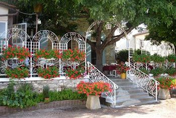 Hotel Front 2, LogisHotel La Table D'Antan, Lot-et-Garonne