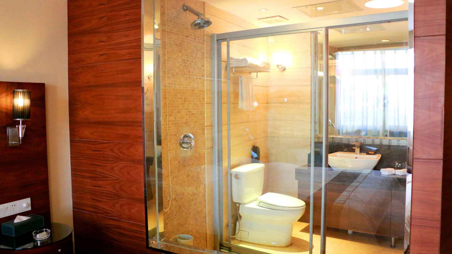 Bathroom, Yulang Business Center, Yan'an