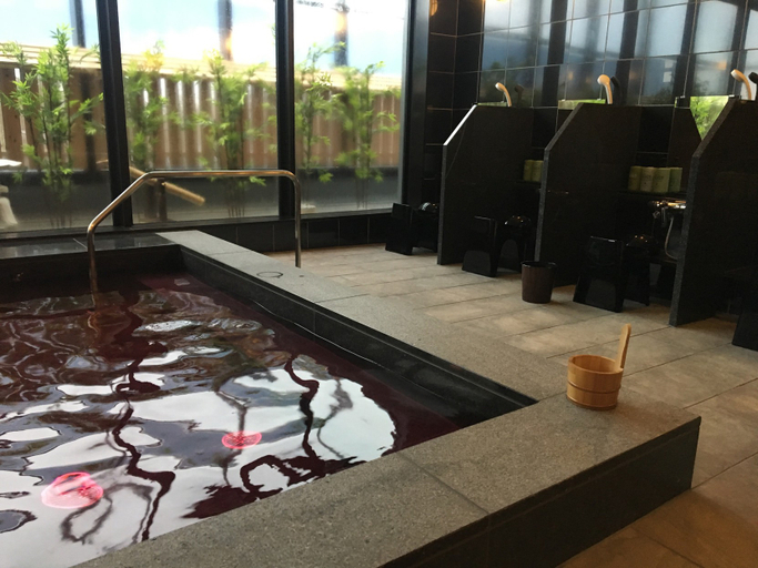 Sport & Beauty 2, HOTEL BAYGULLS, Tajiri