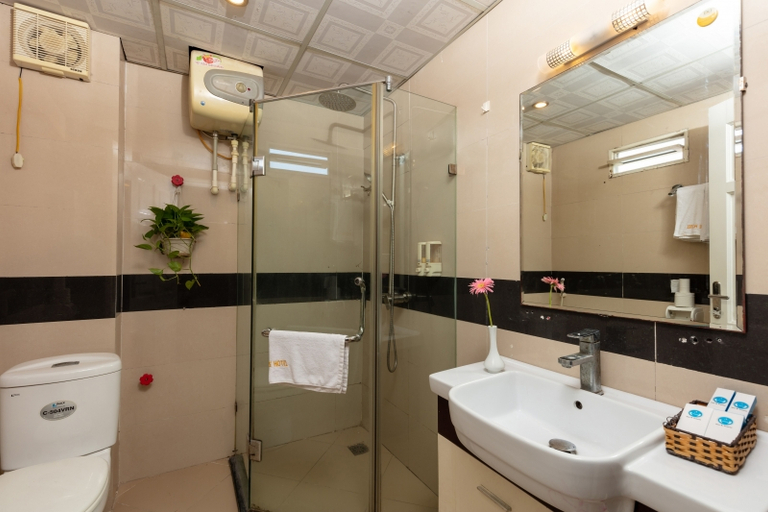 Bathroom 4, Hanoi Amore Hotel & Travel, Thanh Xuân