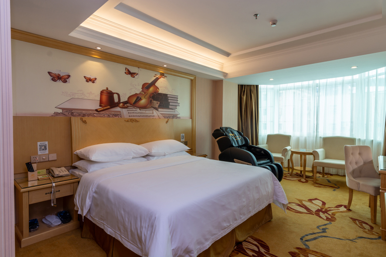 Bedroom 3, Vienna Hotel (Huizhou Jiangbei Railway Station Branch), Huizhou
