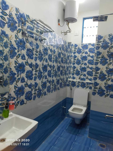 Bathroom 3, Udaipur View Guest House & Restaurant, Udaipur