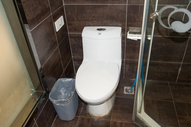 Bathroom 3, HUAQI HOTEL, Nantong