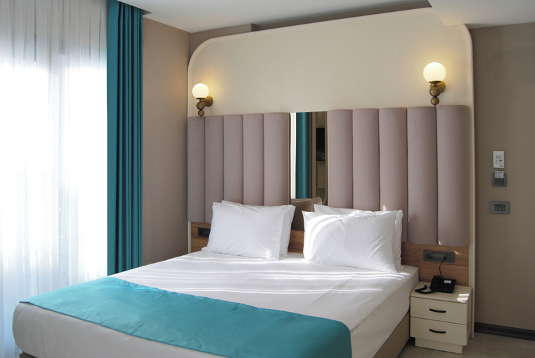 Bedroom 3, CONCEPT PERA HOTELS, Beyoğlu