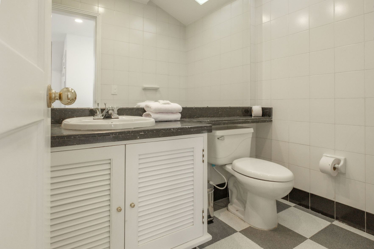 Bathroom 2, 스트리트 바이 윈우드 하우스, Santafé de Bogotá