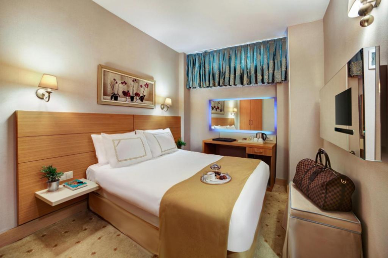 Bedroom 2, Almina Inn Hotel, Fatih
