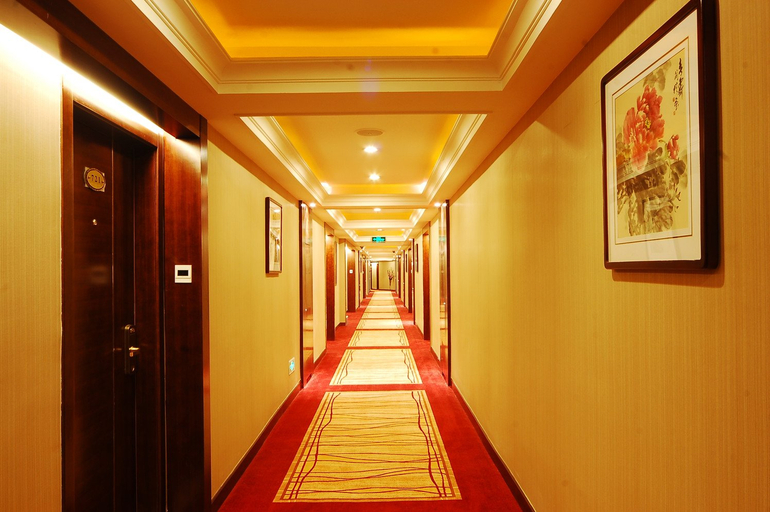 Others 3, Friendship Hotel, Fushun