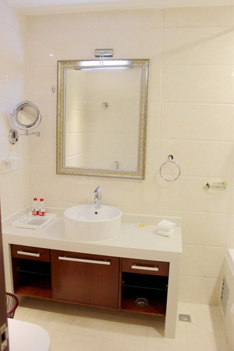 Bathroom 2, Jiahui Hotel (Yining Railway Station), Ili Kazakh