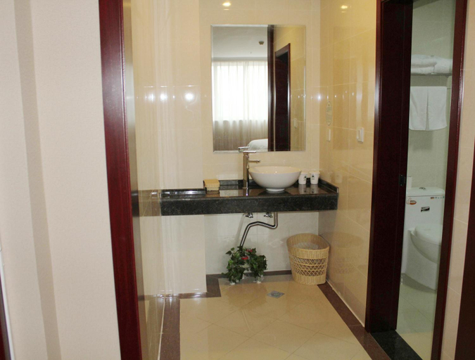Bathroom 3, GreenTree Inn Changshu Aotelaisi Business Hotel, Suzhou
