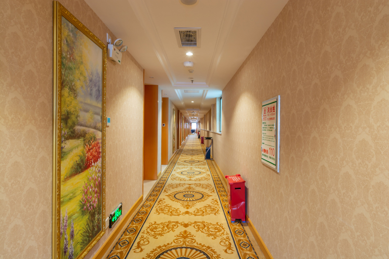 Others 4, Vienna Hotel (Dayawan Xinliao), Huizhou