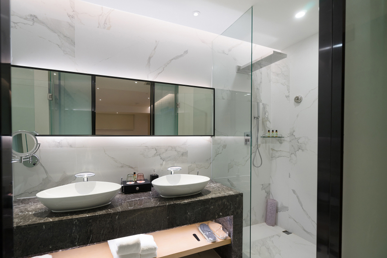 Bathroom 3, Paradigm Hotel, Guangzhou