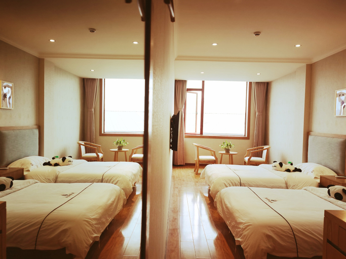 Bedroom 2, Panda Theme Hotel, Chengdu