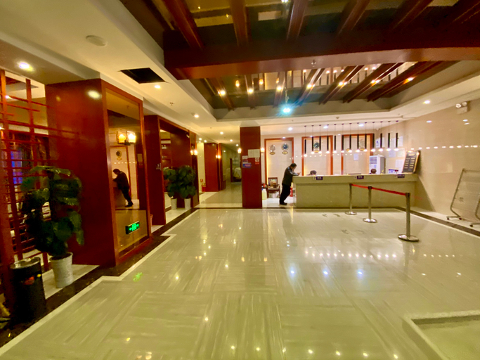Others 5, Bayin Hotel, Bayin'gholin Mongol