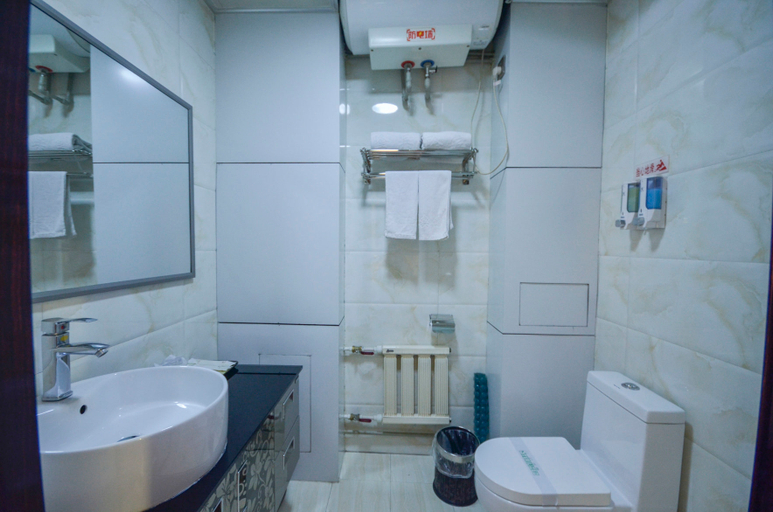 Bathroom 3, Hanting Premium Hotel Xi'ning Bayi Road Minhang Tower, Xining