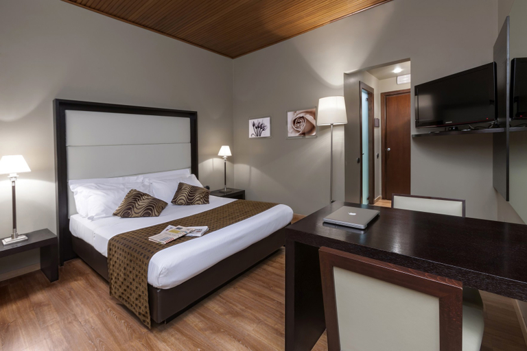 Bedroom 3, Hotel Mealba Suite & Pool, Varese