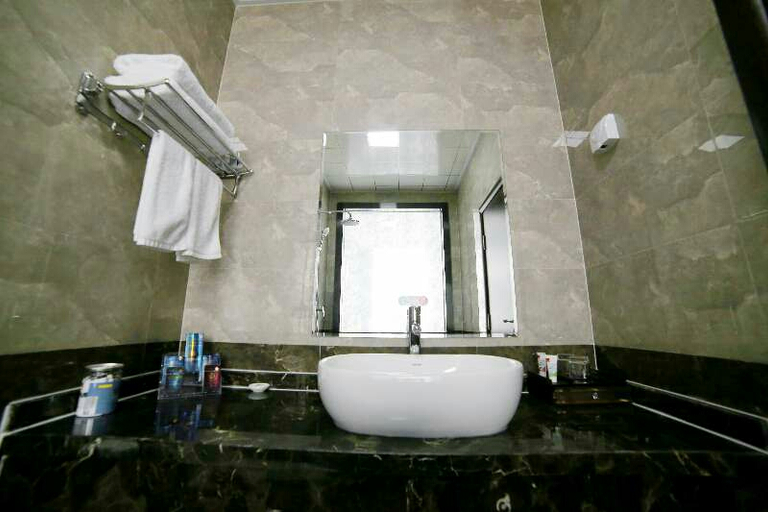 Bathroom 2, Chifeng Jindu Hotel, Chifeng