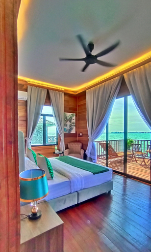 Bedroom 2, Sky Water Villas Semporna Sabah, Semporna