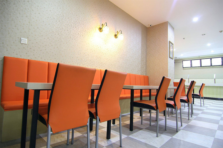 Food & Drinks 4, IU Hotel (Chongqing Nanping Wanda Plaza Light Rail Station), Chongqing