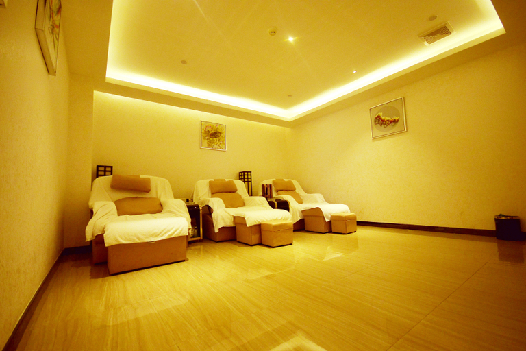 Sport & Beauty, Jin Yuan International Hotel, Enshi Tujia and Miao