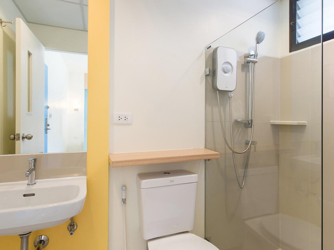 Bathroom, HOP INN Chiang Mai Superhighway, Muang Chiang Mai