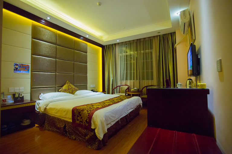 Bedroom 4, Jinyue Hotel, Qiannan Buyei and Miao
