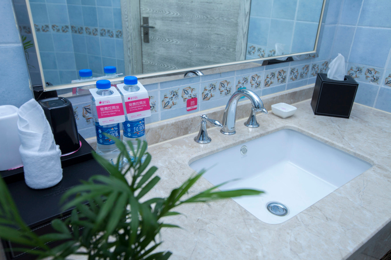 Bathroom 2, Mansha Hotel, Shaoxing