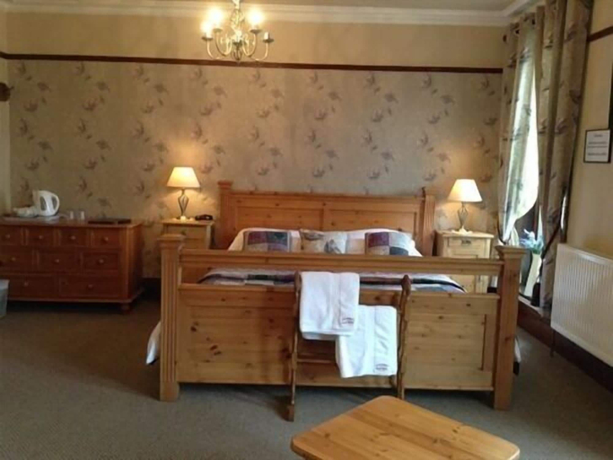 Room 4, The Overdale Guesthouse, North Yorkshire
