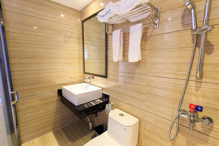 Bathroom 2, USEE·Muno Hotel, Beihai
